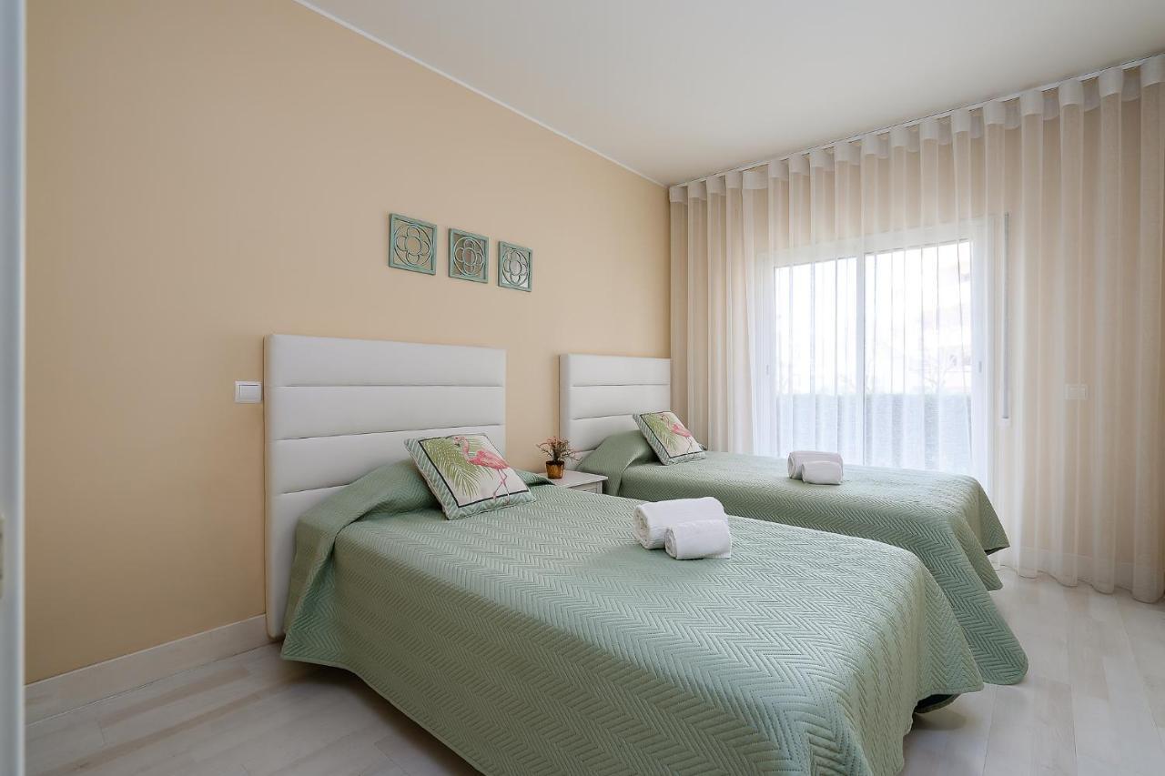 Luxrocha Beach Home By Real Life Concierge Portimão Exterior photo